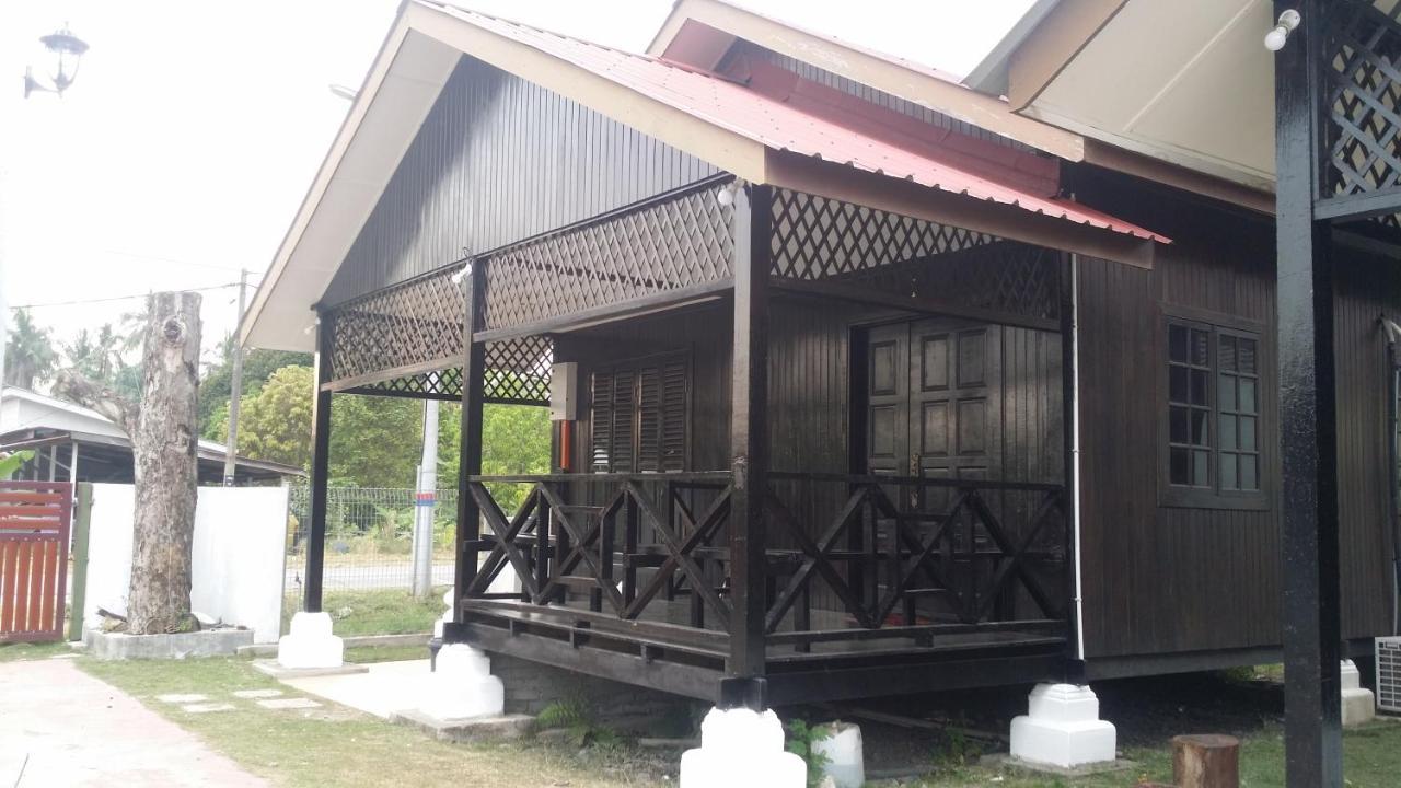 De Sabil Homestay Teluk Panglima Garang Exterior foto